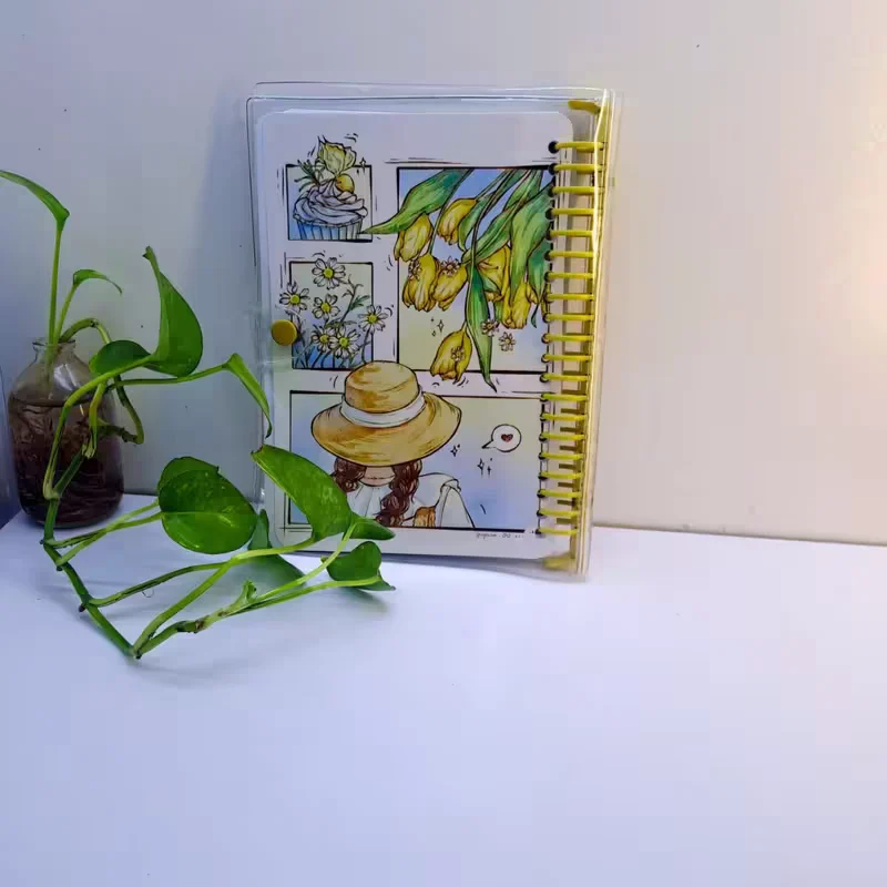 کلاسور شفاف طرح زرد مزرعه